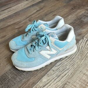 Women’s new balance 574 light blue